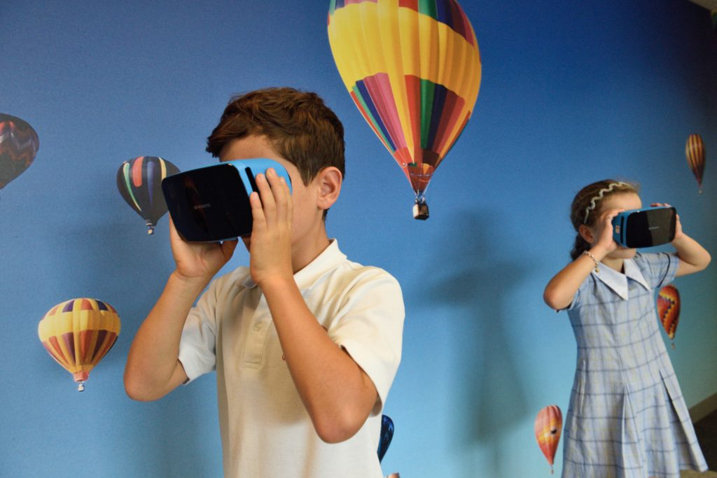 MATH REALITY using virtual reality to teach mathematics