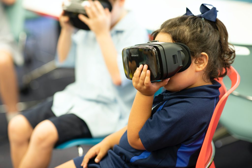 Math Reality Virtual Reality. A new way of teaching educational